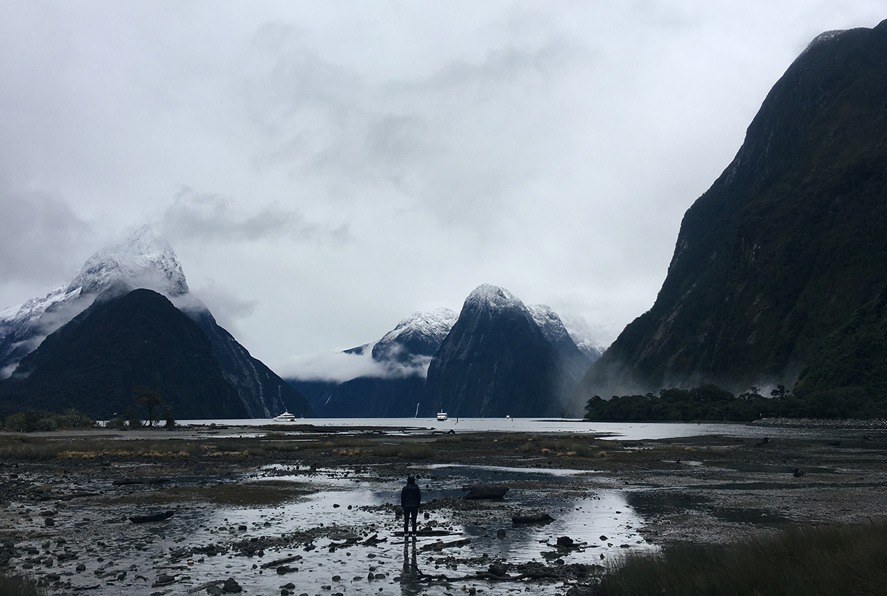 Queenstown Milford Sound New Zealand Snowy Mountain